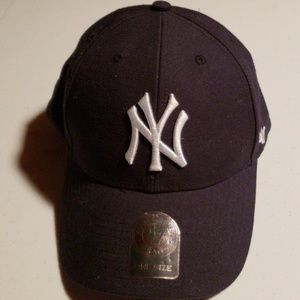 NY Yankees hat